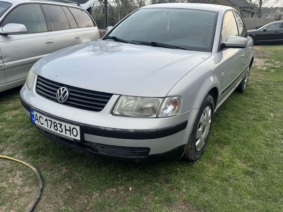 Фольксваген пасат б5 автомат!!