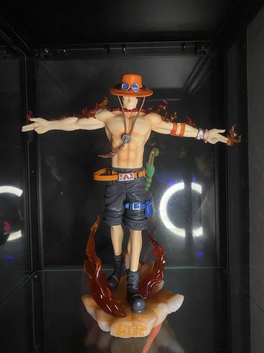 Figura One Piece Ace Punho de Fogo 27cm