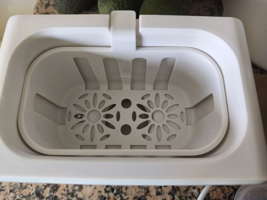 Aquecedor e Esterilizador de Biberões GROWNSY – Excelente Estado