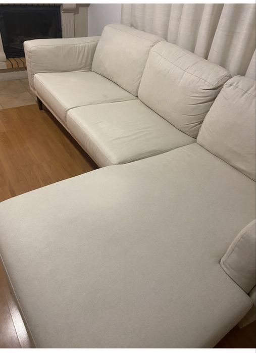 Sofá 3 lugares com chaise loungue