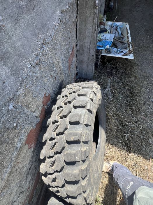 Pneu 35x12 50r15lt