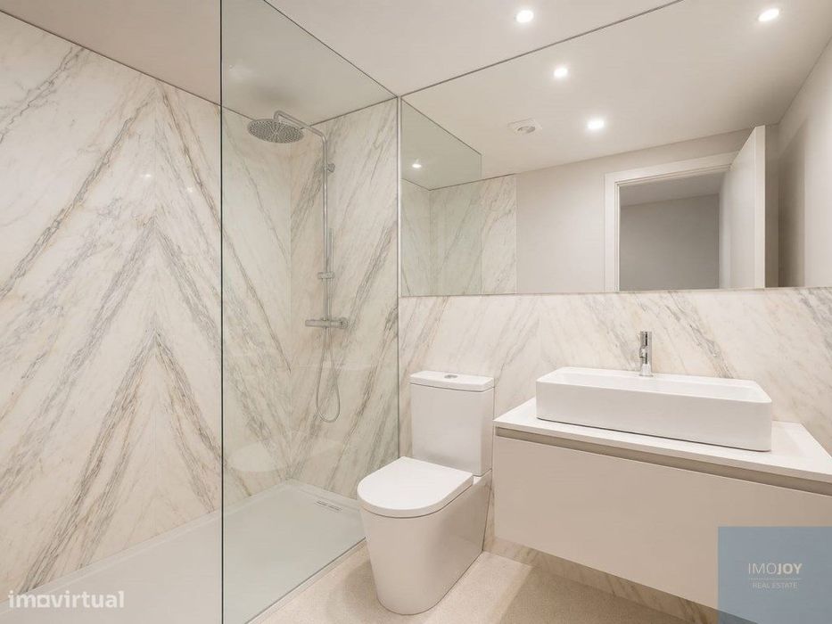 Apartamento T2 com Jardim Privativo possibilidade de AL