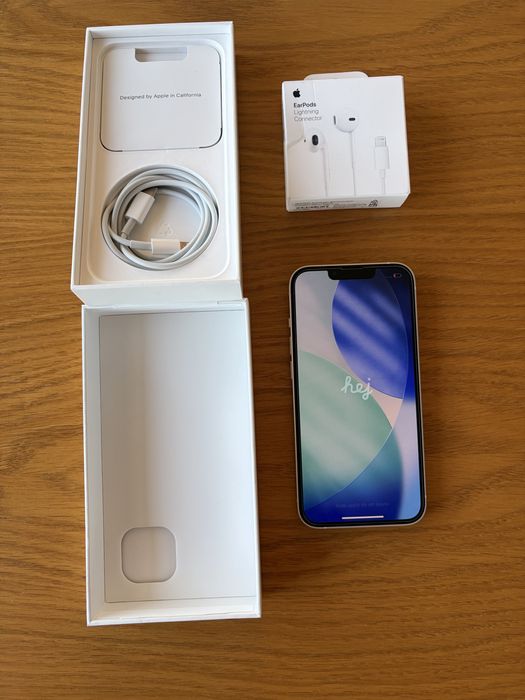 Iphone 13 128 GB, etui+ słuchawki