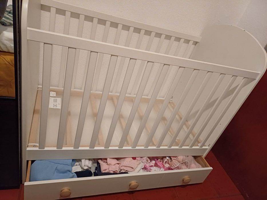 Berço a venda como novo