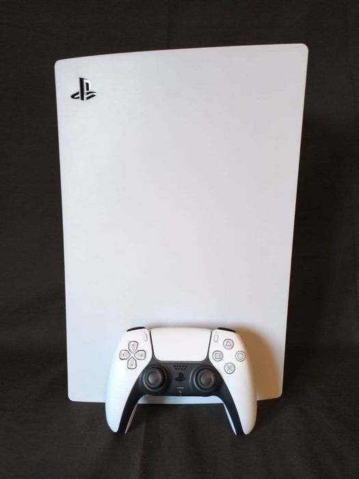 PS5 PlayStation 5 Standard 825GB