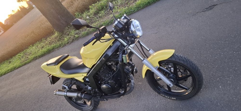 Hyosung Comet 125 GT, 15KM ! Na kat. B