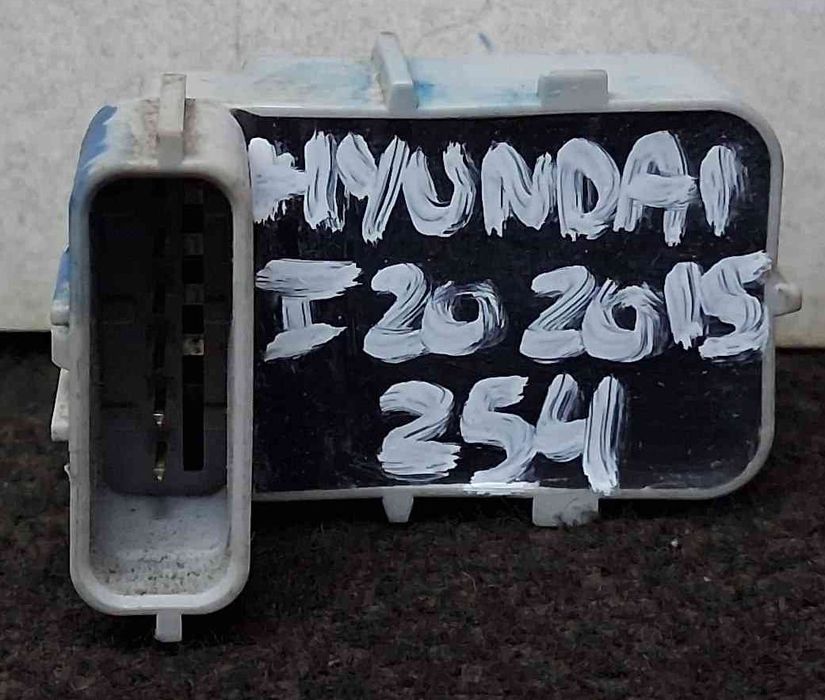 Sensor de Estacionamento Trás 95720-C8000 - HYUNDAI i20 II