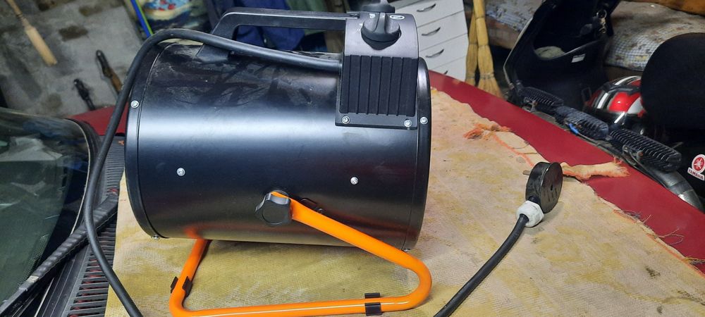 Продам тепловентилятор .