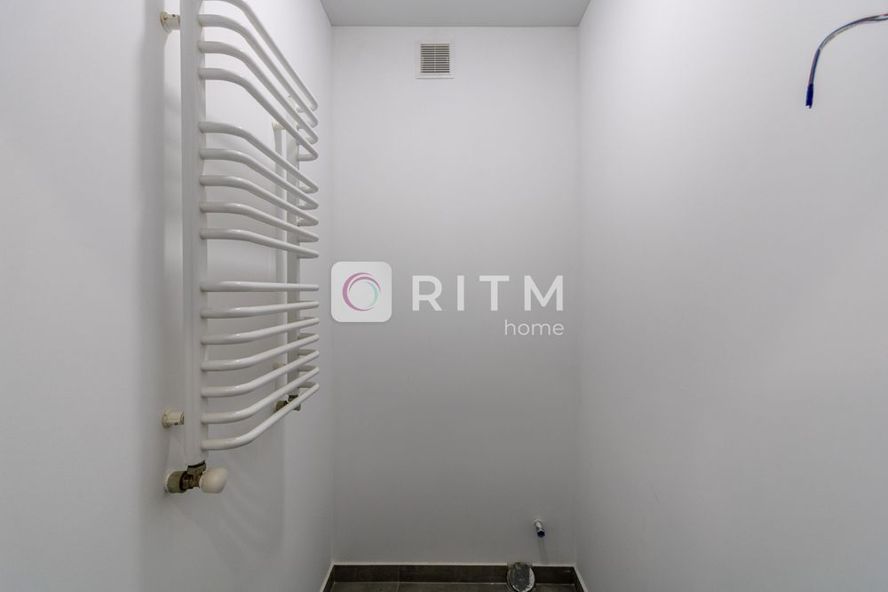 Здається в оренду квартира з меблями і технікою в центрі міста