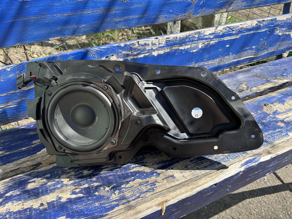 Ауди e- tron динамик bang olufsen 4ke035298