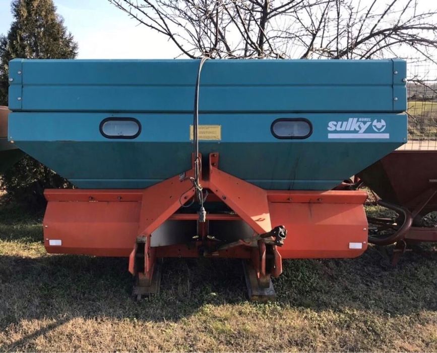 Навісний розкидач добрив Sulky GLX 3000