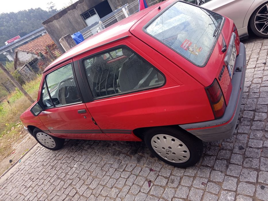 Vendo carro Opel corsa  negociável