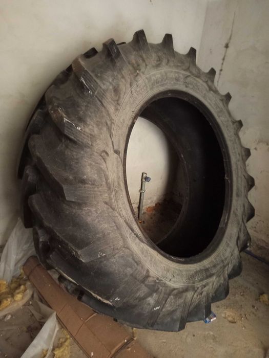 Koła Opony rolnicze przemysłowe  12,5x18, 18.4x38, 385x55x19,5.