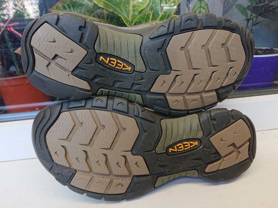 Прочные практичные удобные  сандалии "KEEN" Оригинал. 42 р.