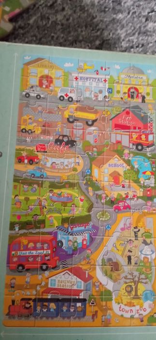 Puzzle ,  gra , rzepy, klocki.