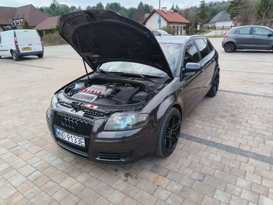 Audi A3 Sportback Audi A3 Sportback Audi A3 S-line Quattro 3.2 VR6 250 km Bogata wersja