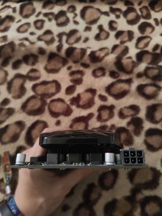 Amd Radeon HD 6750 1GB GDDR5
