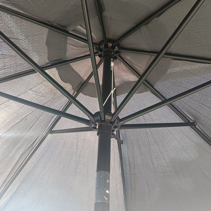 Parasol nowy z podstawą kamienna