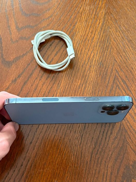 iPhone 13 Pro Max 256 GB  ИДЕАЛ,Sierra Blue, АКБ 83%. ОПИСАНИЕ