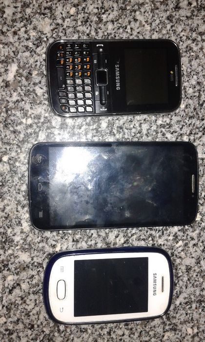 telemoveis com avarias antigos