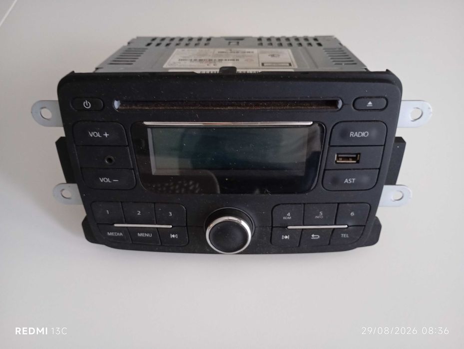 Radio (Dacia_Sandero-2014)