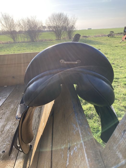 Siodlo wszechstronne HET RUITERGILDE SALTO 18” stan bardzo dobry