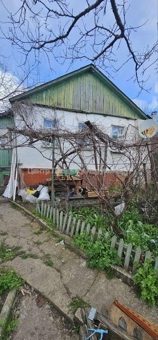 Продаж окремого будинку в районі Нова Баварія.