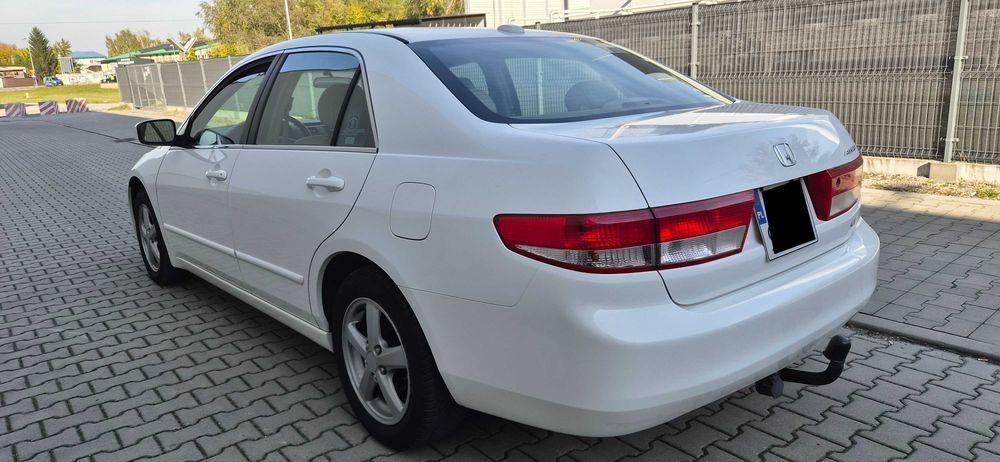 Honda Accord 2.4 benzyna USA 2004 Rok - zadbana