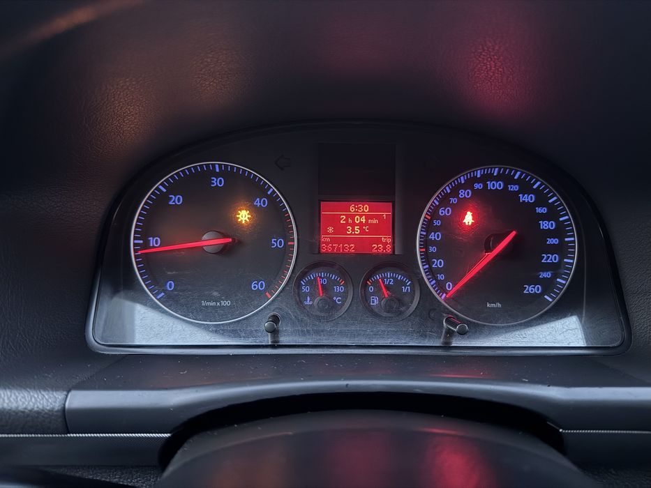 Volkswagen Touran 1,9tdi 2007р механіка 6ст дизель в ідеальному стані