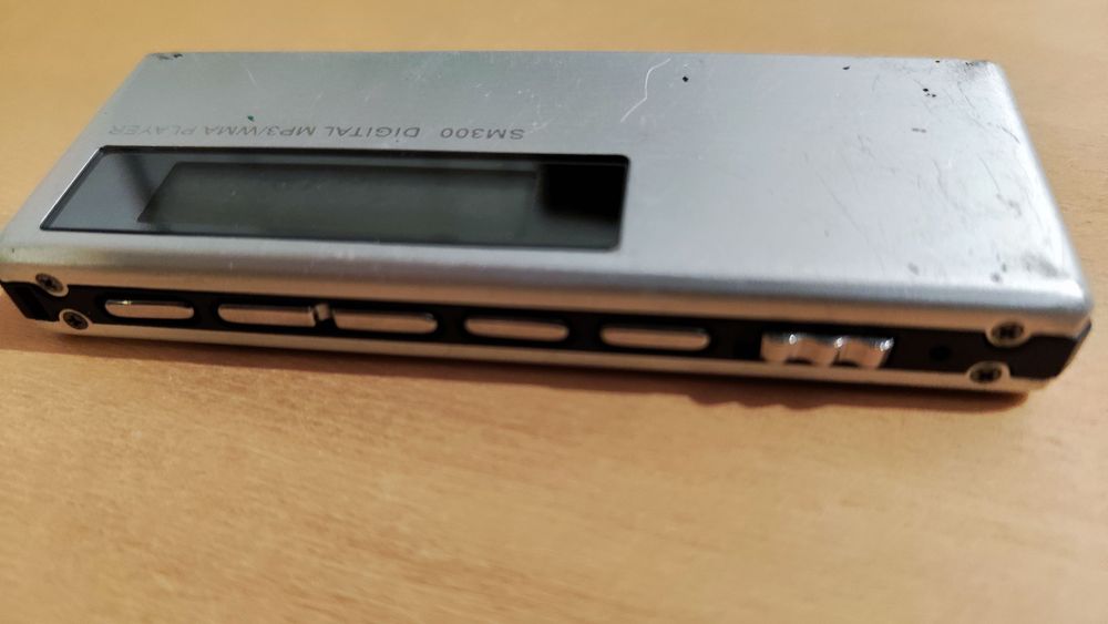Leitor de música digital SM300, compatível com os formatos MP3 e WMA