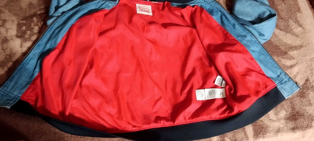джинсовая куртка бомбер LEVIS ( L) КИТАЙ