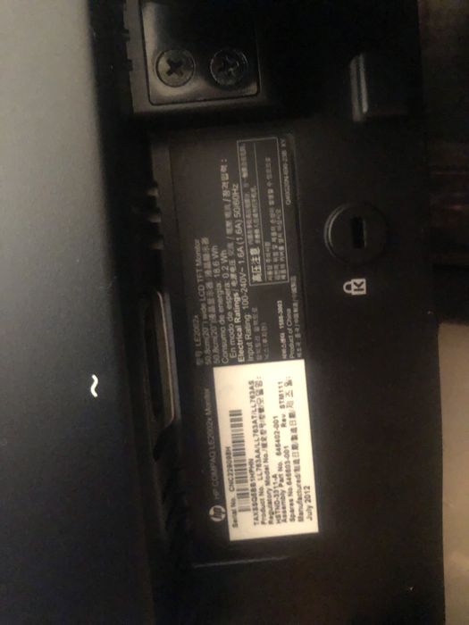 Monitor LCD HP usado