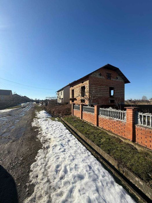 Продаж будинку в селі Добровляни