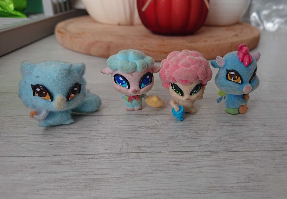 Игрушки мини фигурки животные плюшевые