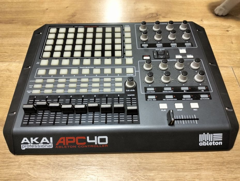 DTM・DAW AKAI APC40 MIDI AKAI APC-40 MKII MIDI Pad Controller | DAW kontroleriai