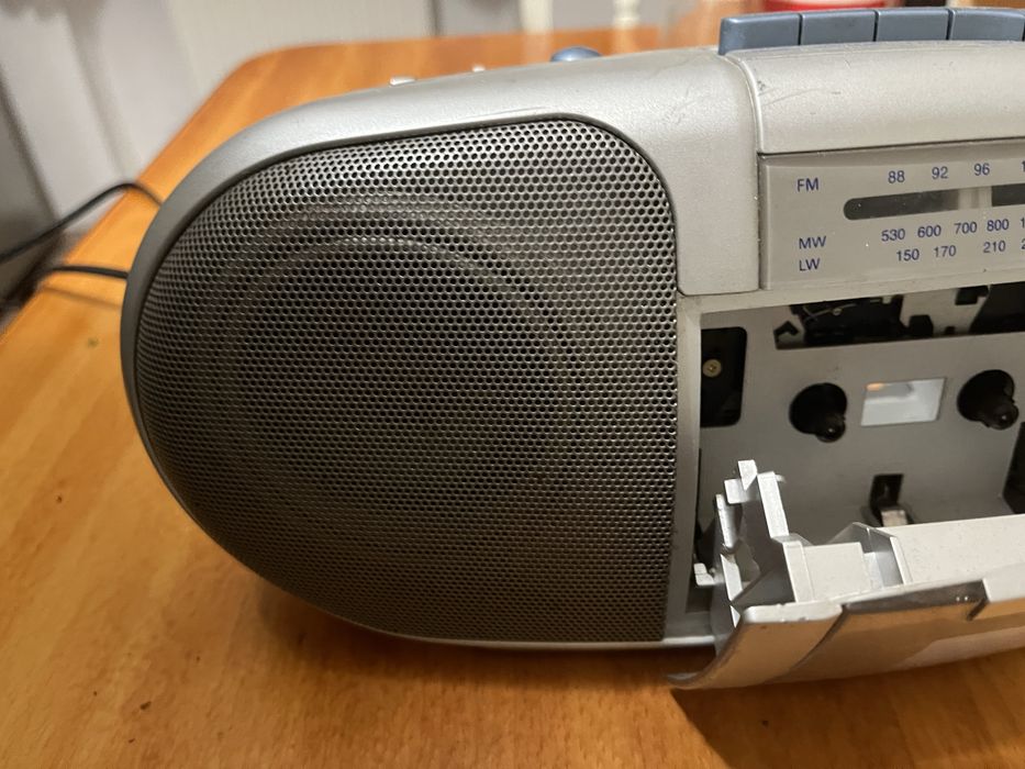 Radiomagnetofon Thomason