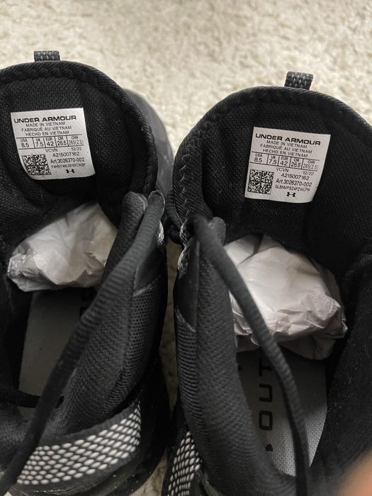 Кросівки чоловічі Under Armour Shoes Ua Charged Maven Trek, розмір 42