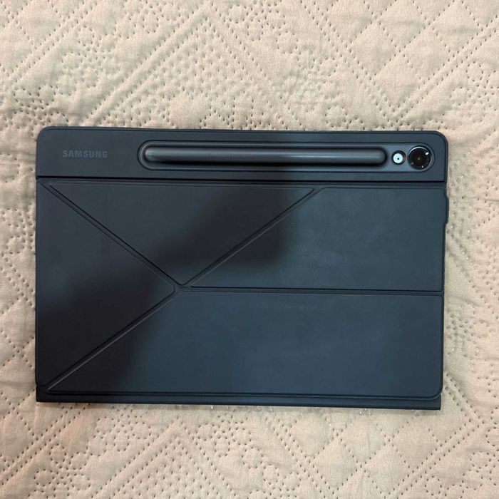 Tablet Samsung Galaxy S9 FE 5G + 2 Capas (Book e Teclado PT Samsung), imaculado