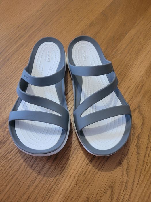 Klapki crocs rozmiar W5