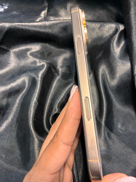 Iphome 16 pro max 256GB