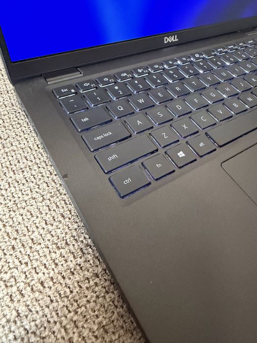Dell Latitude 7410 Intel i5 10gen / 16GB ram / 256GB SSD / modem LTE SIM / BATERIA 96%