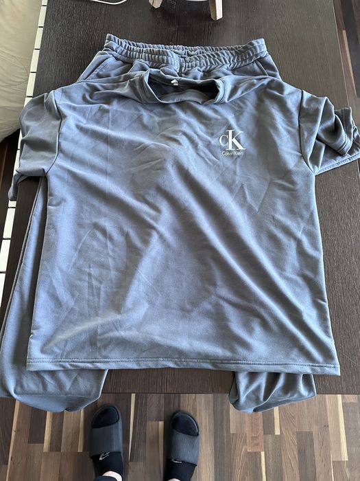 Костюм Calvin Klein