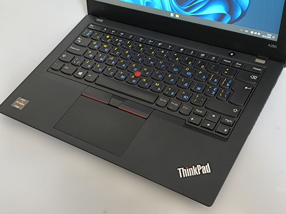 Тонкий, лёгкий, мощный Ноутбук ThinkPad A285, AMD Ryzen PRO, VEGA 8