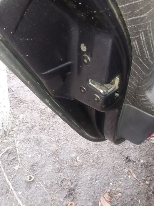 задняя ляда Рено лагуна