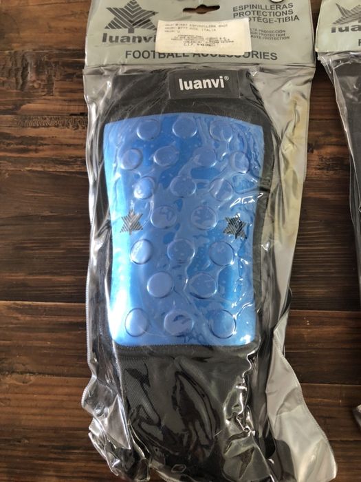 Caneleiras com Pé novas