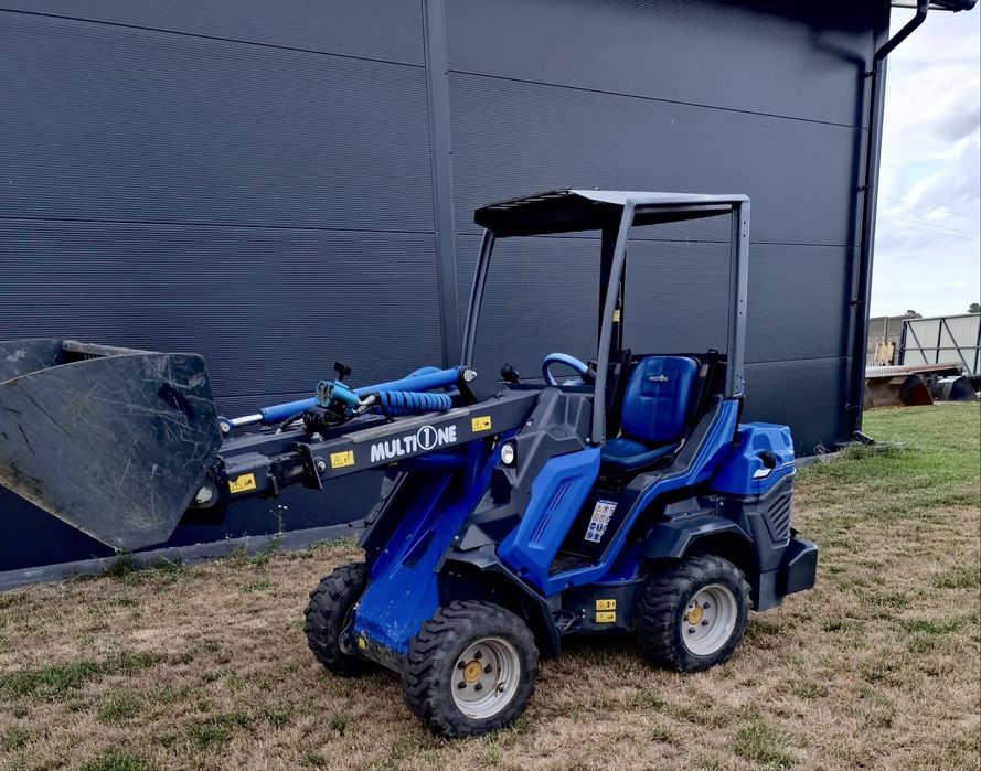 Ładowarka miniładowarka Multione 630+ Avant 630 635 640