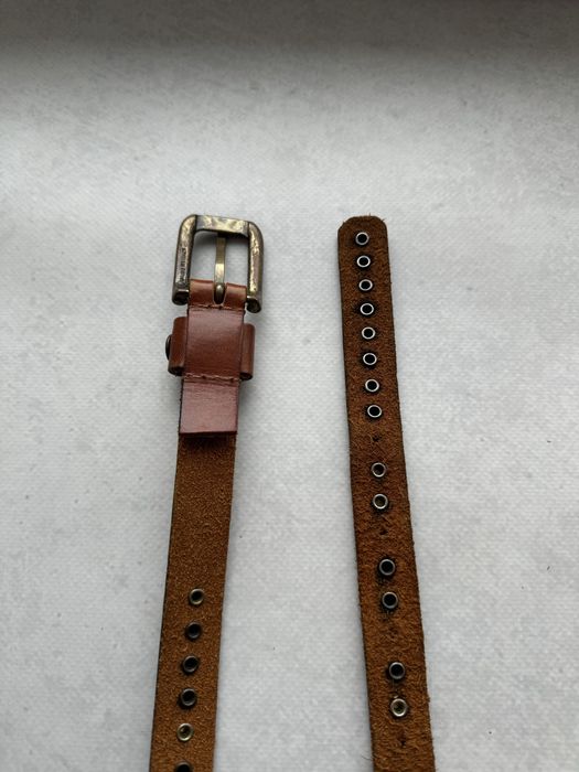 Кожаный ремень с заклепками в стиле Y2K женский made in Italy