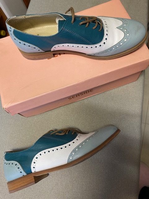 Par de sapatos de senhora da Seaside