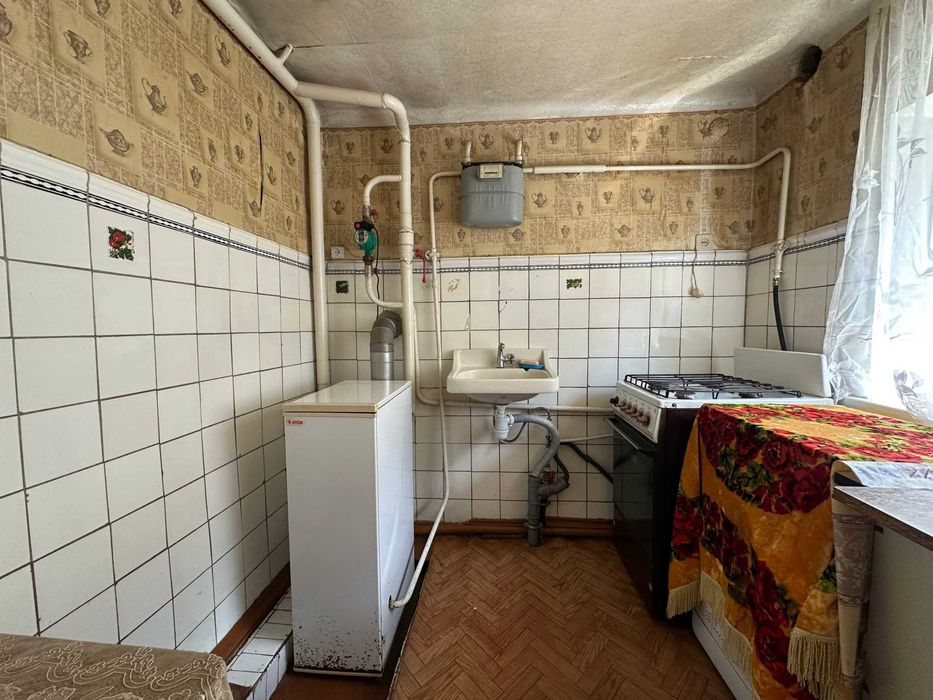 Продаж частини будинку 74,3м2. 4 кімнати. Сертифікат так! ID:841.