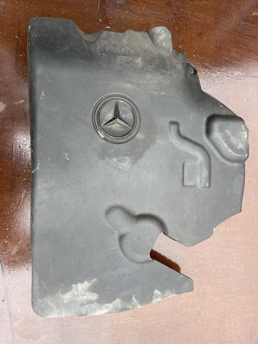 Pokrywa silnik mercedes sprinter 906 2.2 cdi 651.955